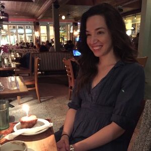 Meet your Posher, Elizabeth